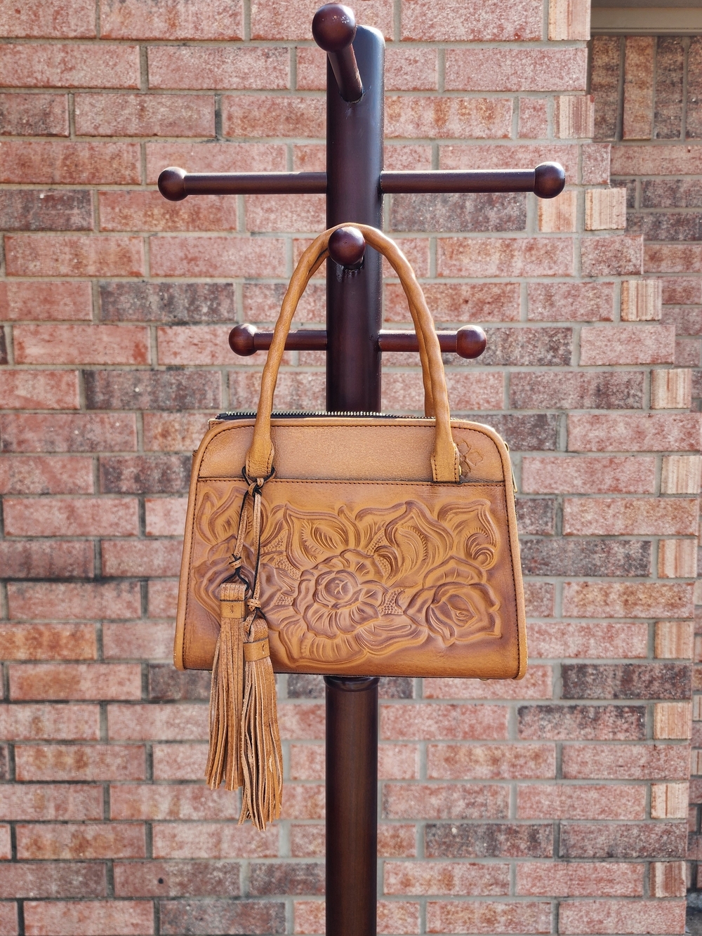 ✨STUNNING Patricia Nash Paris Satchel in Vintage Veg Tan Rose Tooled Leather✨